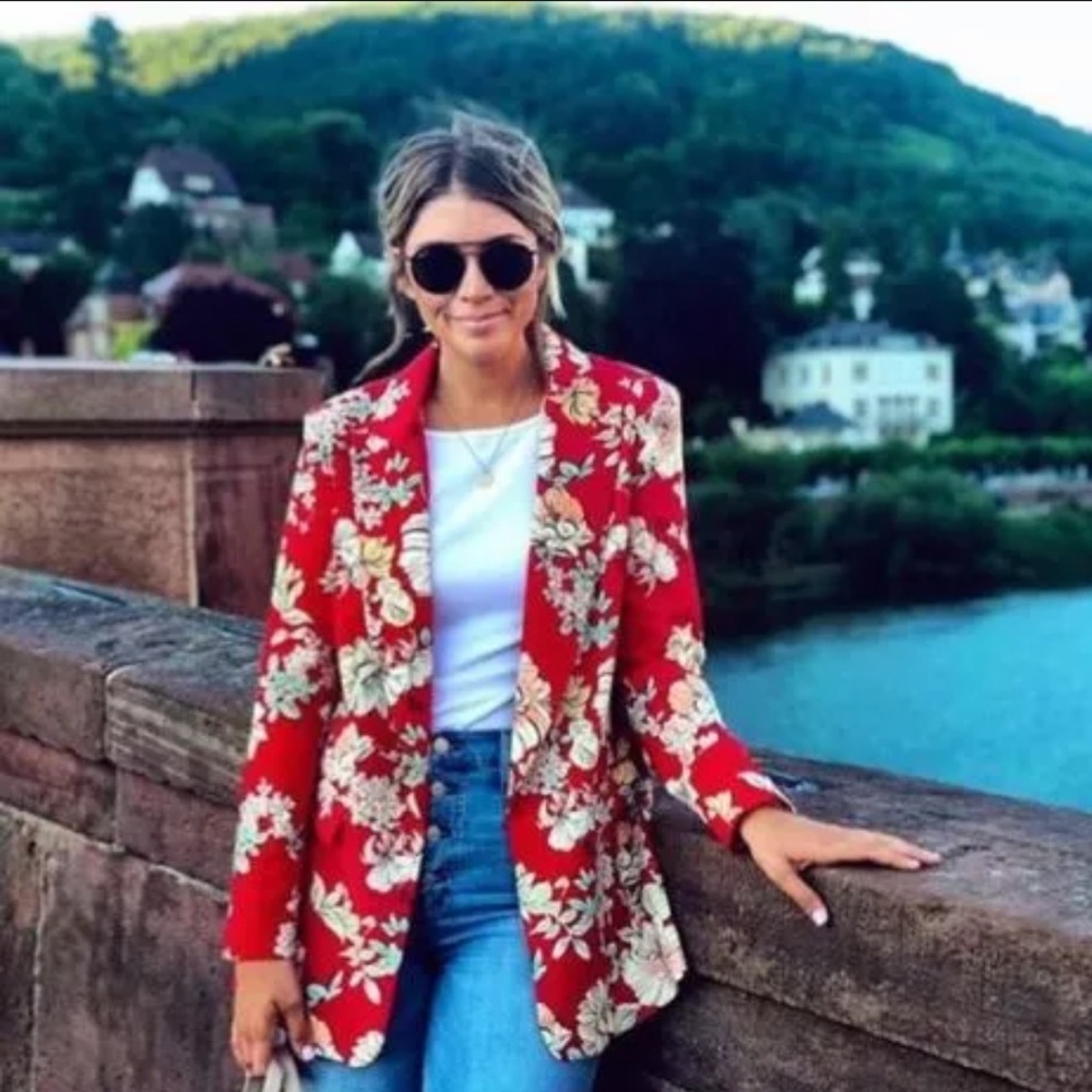 Zara | Red Floral Blogger Favorite Blazer NWOT! - Picture 6 of 10